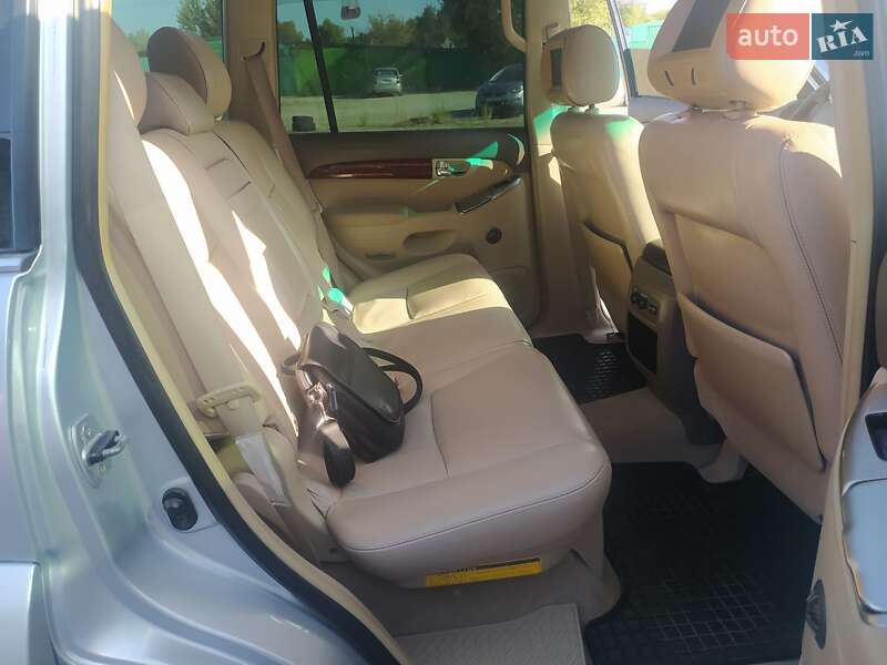 Позашляховик / Кросовер Toyota Land Cruiser Prado 2005 в Запоріжжі