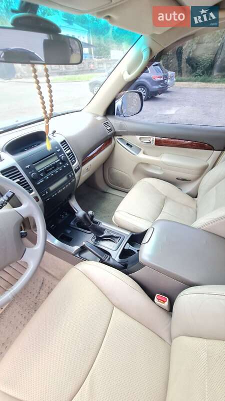 Внедорожник / Кроссовер Toyota Land Cruiser Prado 2004 в Запорожье