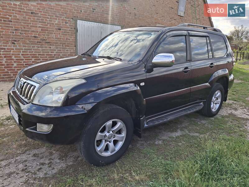 Внедорожник / Кроссовер Toyota Land Cruiser Prado 2005 в Краснокутске