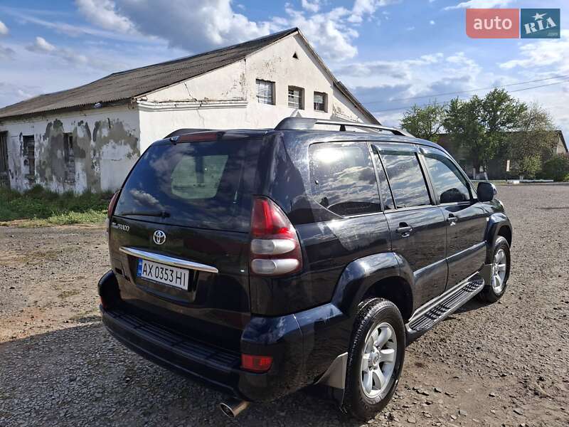 Внедорожник / Кроссовер Toyota Land Cruiser Prado 2005 в Краснокутске