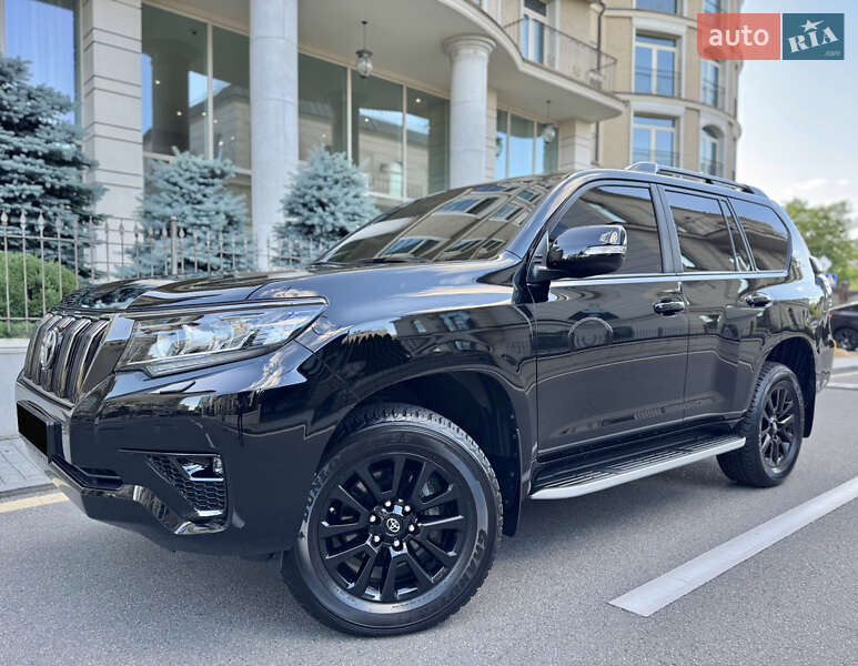 Toyota Land Cruiser Prado 2022