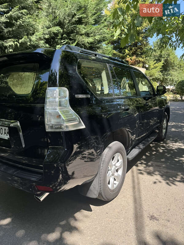 Toyota Land Cruiser Prado 2012
