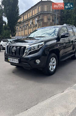 Внедорожник / Кроссовер Toyota Land Cruiser Prado 2017 в Киеве