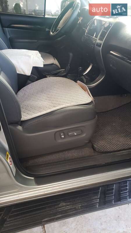 Позашляховик / Кросовер Toyota Land Cruiser Prado 2006 в Виноградові