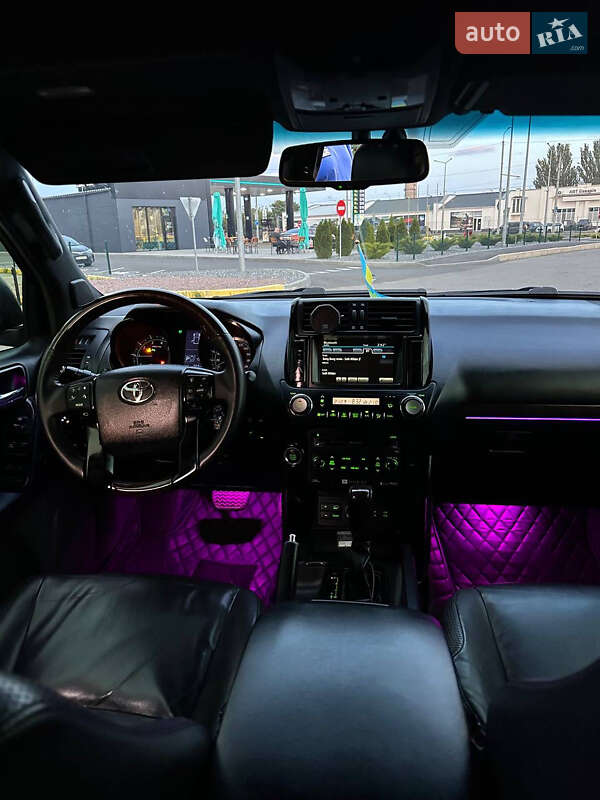Внедорожник / Кроссовер Toyota Land Cruiser Prado 2010 в Днепре фото 9 Внедорожник / Кроссовер Toyota Land Cruiser Prado 2010 в Днепре