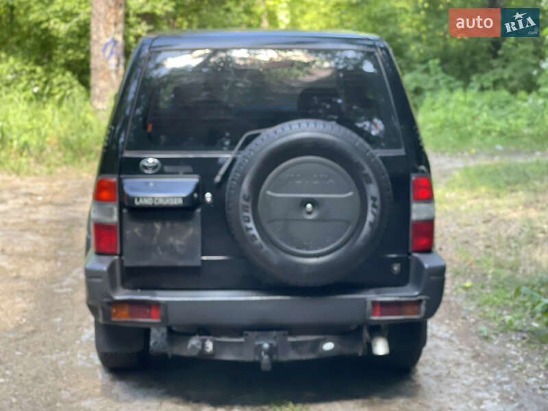 Позашляховик / Кросовер Toyota Land Cruiser Prado 2000 в Києві
