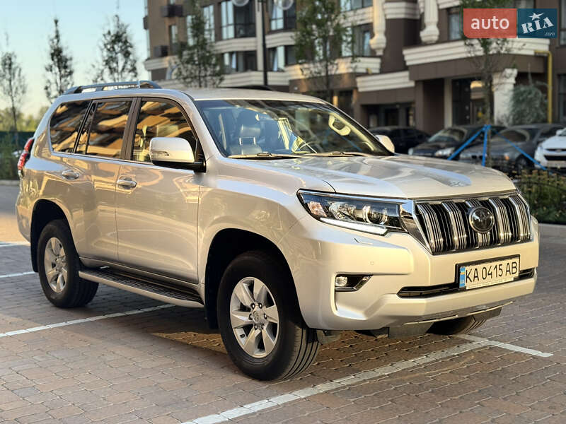 Внедорожник / Кроссовер Toyota Land Cruiser Prado 2019 в Киеве