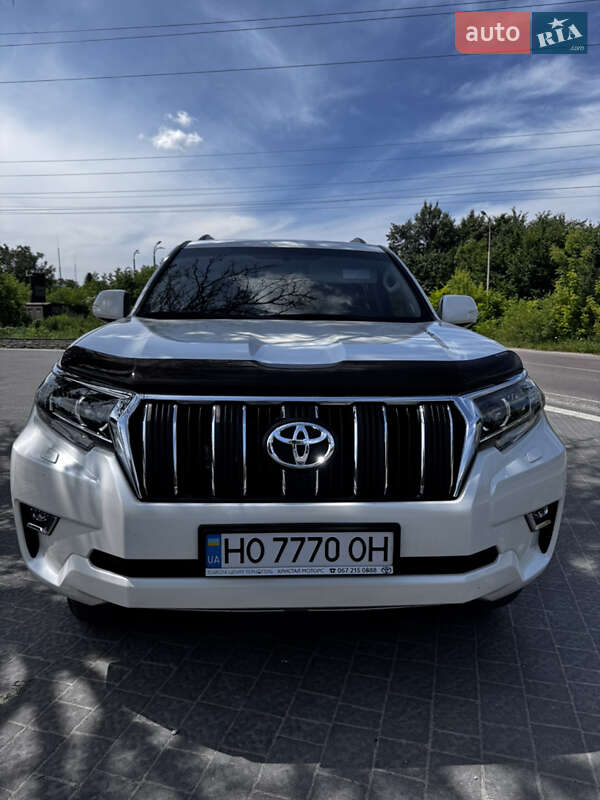 Внедорожник / Кроссовер Toyota Land Cruiser Prado 2022 в Тернополе