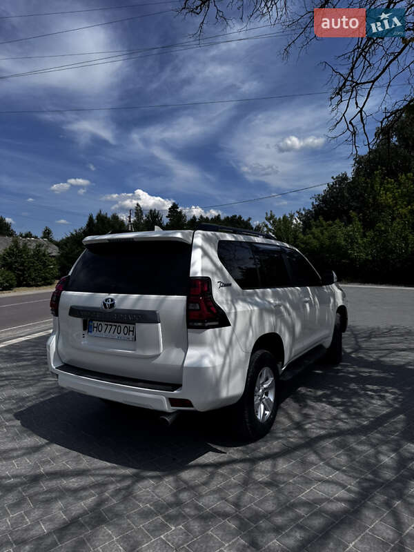 Внедорожник / Кроссовер Toyota Land Cruiser Prado 2022 в Тернополе