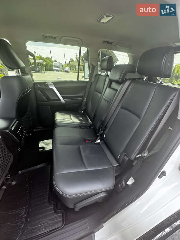 Внедорожник / Кроссовер Toyota Land Cruiser Prado 2022 в Тернополе