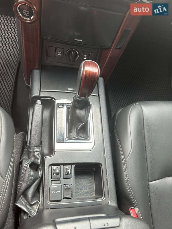 Внедорожник / Кроссовер Toyota Land Cruiser Prado 2015 в Конотопе
