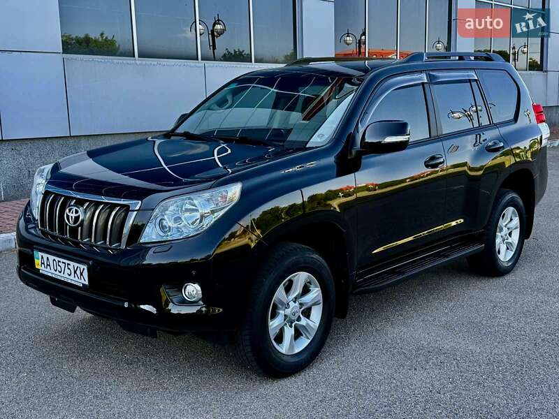 Toyota Land Cruiser Prado 2013