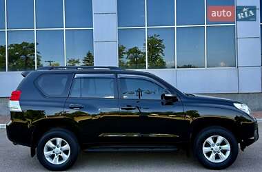 Позашляховик / Кросовер Toyota Land Cruiser Prado 2013 в 
