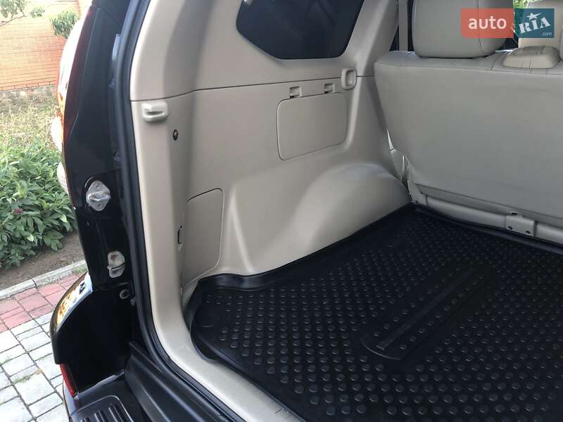 Позашляховик / Кросовер Toyota Land Cruiser Prado 2008 в Кривому Розі
