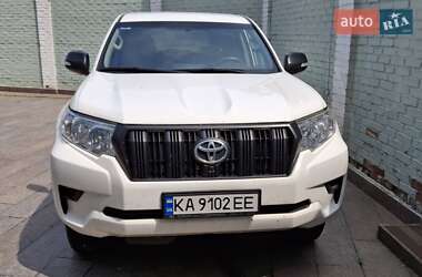 Внедорожник / Кроссовер Toyota Land Cruiser Prado 2021 в Киеве