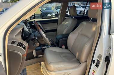 Позашляховик / Кросовер Toyota Land Cruiser Prado 2009 в 