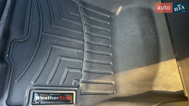 Позашляховик / Кросовер Toyota Land Cruiser Prado 2013 в Києві