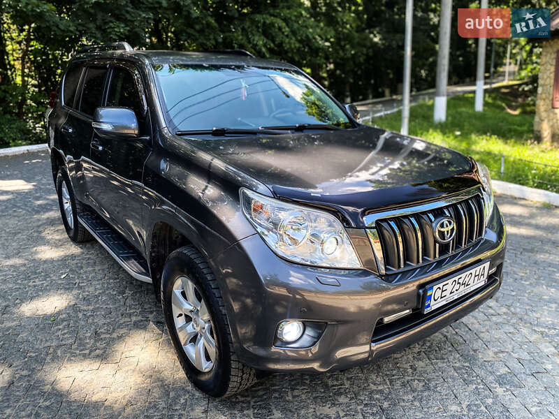 Внедорожник / Кроссовер Toyota Land Cruiser Prado 2011 в Черновцах