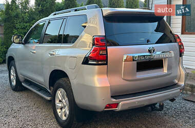 Внедорожник / Кроссовер Toyota Land Cruiser Prado 2020 в 