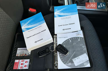 Внедорожник / Кроссовер Toyota Land Cruiser Prado 2020 в 