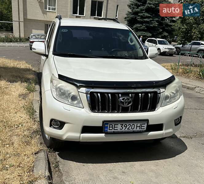 Внедорожник / Кроссовер Toyota Land Cruiser Prado 2013 в Южноукраинске