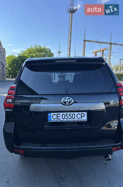 Внедорожник / Кроссовер Toyota Land Cruiser Prado 2022 в 