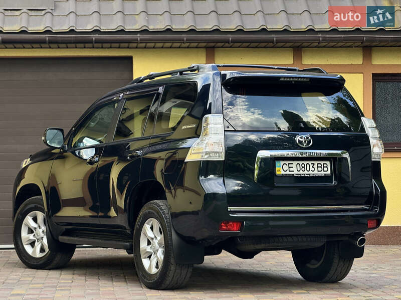 Позашляховик / Кросовер Toyota Land Cruiser Prado 2012 в Києві