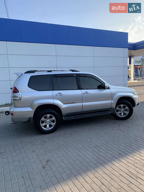 Внедорожник / Кроссовер Toyota Land Cruiser Prado 2007 в Днепре
