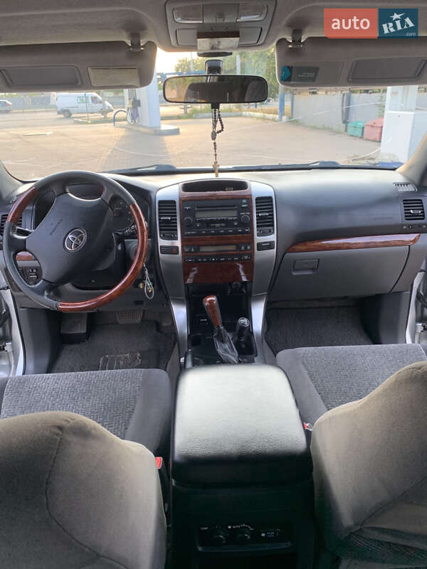 Внедорожник / Кроссовер Toyota Land Cruiser Prado 2007 в Днепре