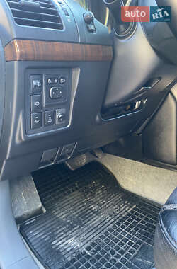 Внедорожник / Кроссовер Toyota Land Cruiser Prado 2012 в 