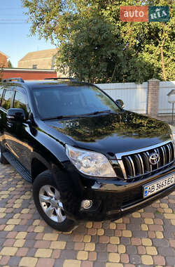 Внедорожник / Кроссовер Toyota Land Cruiser Prado 2012 в 