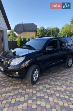 Внедорожник / Кроссовер Toyota Land Cruiser Prado 2012 в 