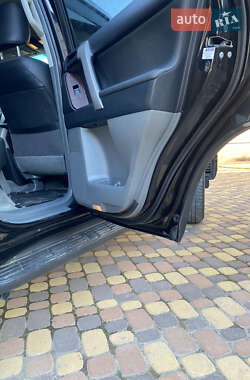 Внедорожник / Кроссовер Toyota Land Cruiser Prado 2012 в 