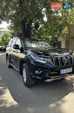 Внедорожник / Кроссовер Toyota Land Cruiser Prado 2019 в Киеве
