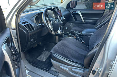 Позашляховик / Кросовер Toyota Land Cruiser Prado 2009 в 