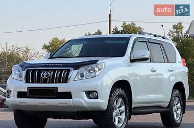 Внедорожник / Кроссовер Toyota Land Cruiser Prado 2011 в 