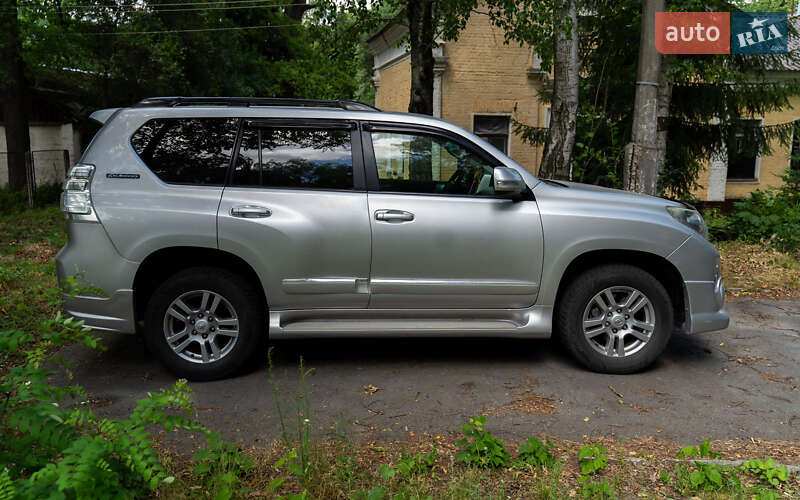 Внедорожник / Кроссовер Toyota Land Cruiser Prado 2012 в Звягеле