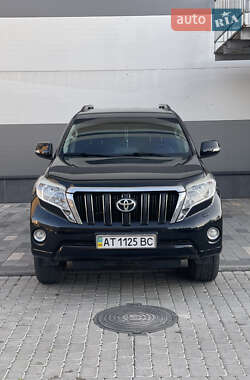 Позашляховик / Кросовер Toyota Land Cruiser Prado 2015 в Івано-Франківську