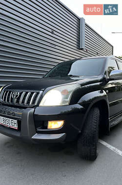 Внедорожник / Кроссовер Toyota Land Cruiser Prado 2005 в Глевахе