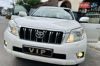 Внедорожник / Кроссовер Toyota Land Cruiser Prado 2012 в Нижней Апше