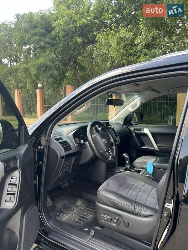 Внедорожник / Кроссовер Toyota Land Cruiser Prado 2019 в Кропивницком фото 10 Внедорожник / Кроссовер Toyota Land Cruiser Prado 2019 в Кропивницком