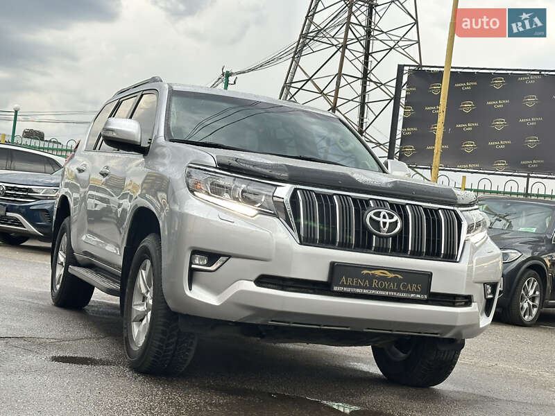 Внедорожник / Кроссовер Toyota Land Cruiser Prado 2019 в Харькове фото 9 Внедорожник / Кроссовер Toyota Land Cruiser Prado 2019 в Харькове