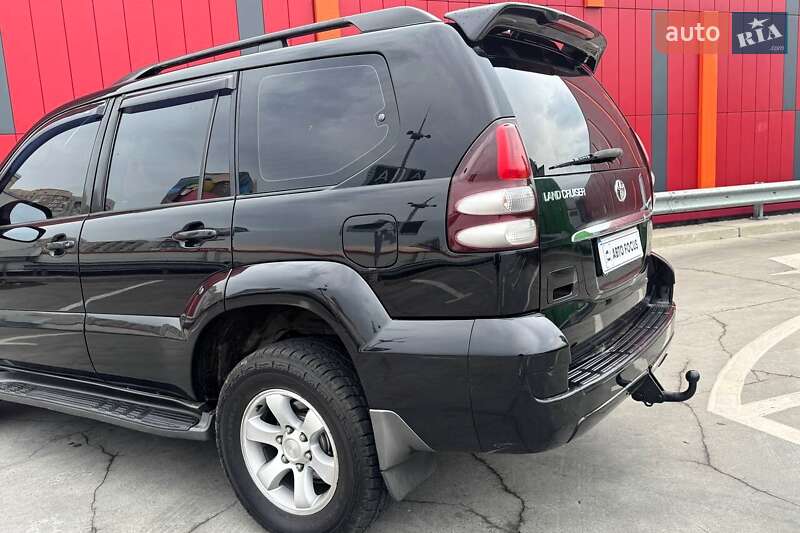 Внедорожник / Кроссовер Toyota Land Cruiser Prado 2004 в Киеве