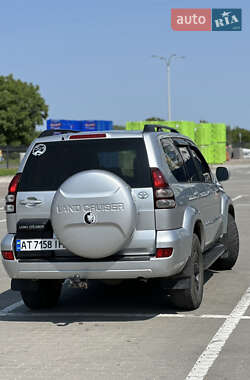 Внедорожник / Кроссовер Toyota Land Cruiser Prado 2004 в 