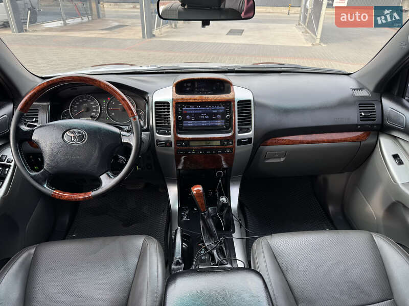 Внедорожник / Кроссовер Toyota Land Cruiser Prado 2007 в Киеве