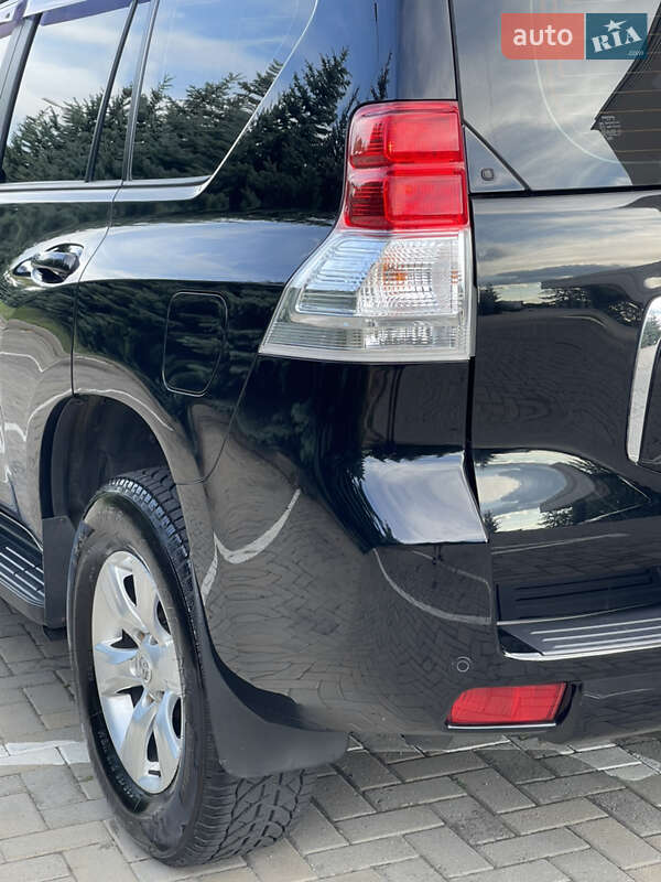 Внедорожник / Кроссовер Toyota Land Cruiser Prado 2011 в Харькове фото 23 Внедорожник / Кроссовер Toyota Land Cruiser Prado 2011 в Харькове
