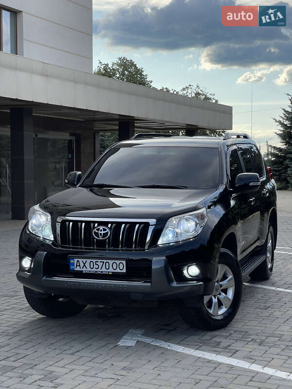 Внедорожник / Кроссовер Toyota Land Cruiser Prado 2011 в Харькове фото 36 Внедорожник / Кроссовер Toyota Land Cruiser Prado 2011 в Харькове