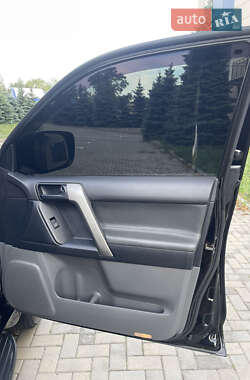 Внедорожник / Кроссовер Toyota Land Cruiser Prado 2011 в 
