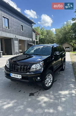 Внедорожник / Кроссовер Toyota Land Cruiser Prado 2010 в 