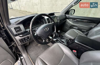 Внедорожник / Кроссовер Toyota Land Cruiser Prado 2008 в 